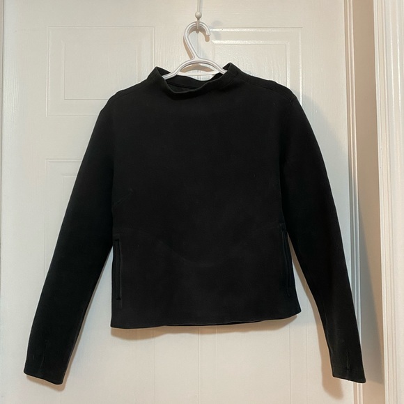 Lululemon City Bound Turtleneck 4 - Picture 2 of 3